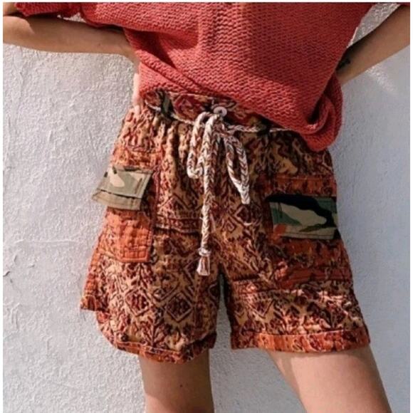 Free People Pants - Free People Sz Small Dakota Skies Kanthi Quilted Boho Shorts Festival High Rise